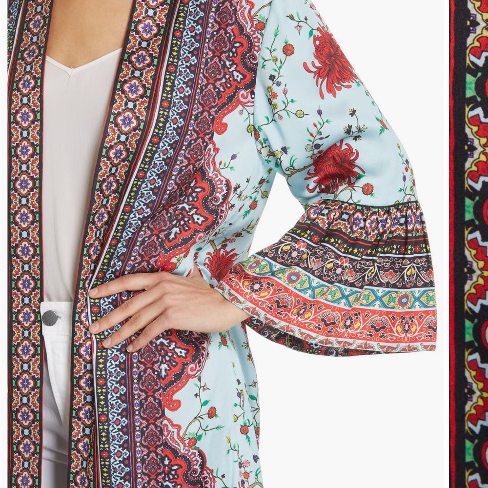 Colorful Reversible Duster - Picture 5 of 10